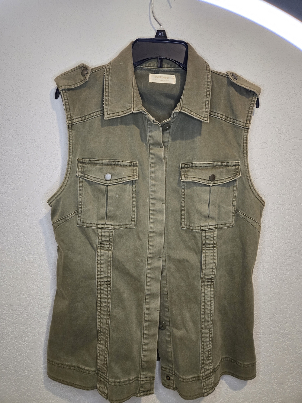 refuge Olive Green Utility Vest Cotton Blend.  XL